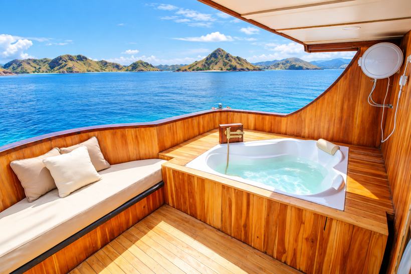 3D2N Komodo-Segeltörn auf einer Luxus-Phinisi, 9 Stopps, alle Gebühren inklusive