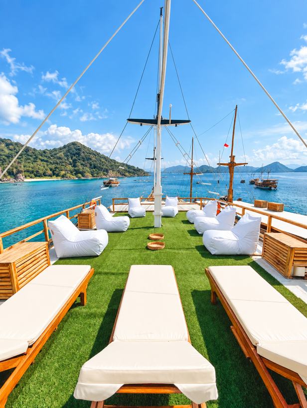 Compare Komodo Trips