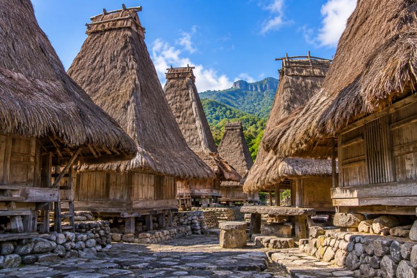 5D4N Flores über Land: Wae Rebo, Nuca Molas, Bena & Sonnenaufgang am Kelimutu